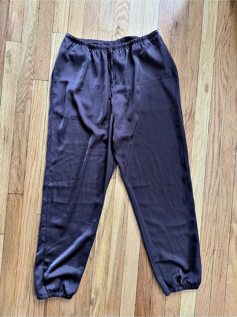 Uniqlo purple satin pants